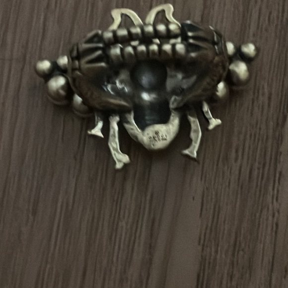 Like new authentic Gucci ring - Picture 5 of 5